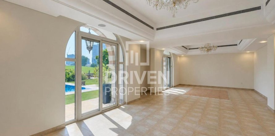 Villa i Dubai Sports City, Dubai, UAE 5 sovrum, 920.2 kvm Nr. 768537