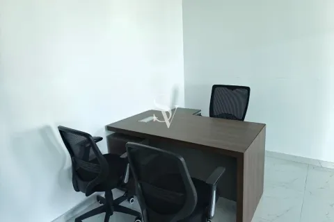 Business Bay, Dubai, UAE의 임대용 사무실 108제곱미터 번호 726584 - 사진 3