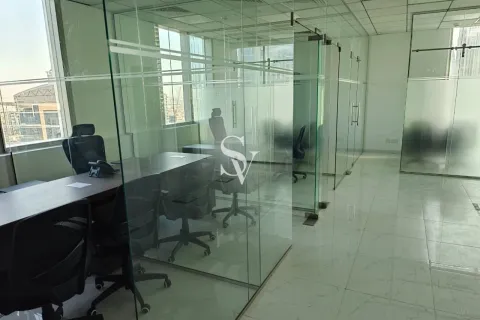 Business Bay, Dubai, UAE의 임대용 사무실 108제곱미터 번호 726584 - 사진 4