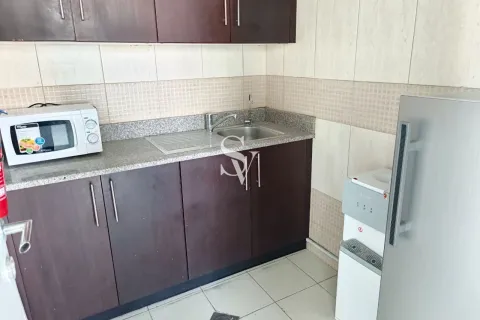Business Bay, Dubai, UAE의 임대용 사무실 108제곱미터 번호 726584 - 사진 2