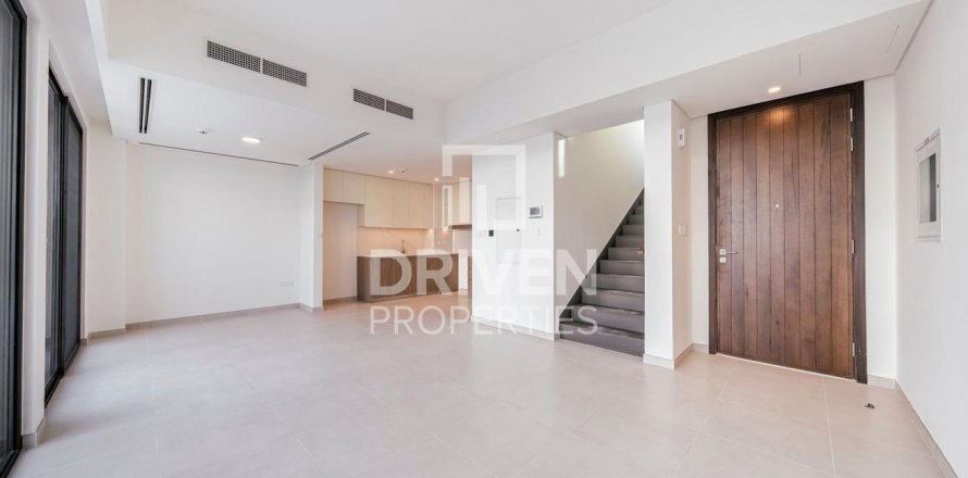 Adosado en The Valley, Dubai, EAU 3 dormitorios, 174.01 m² № 765452