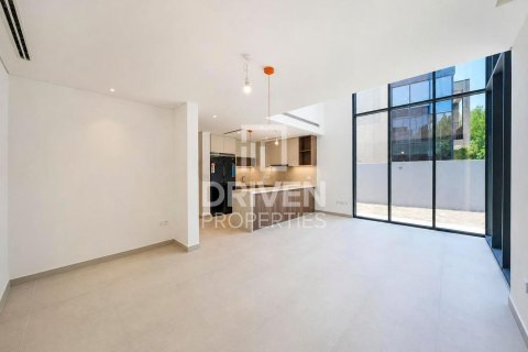 Stadthaus zur Miete in Mudon, Dubai, VAE 4 Schlafzimmer, 255.39 m2 Nr. 762653 - Foto 2