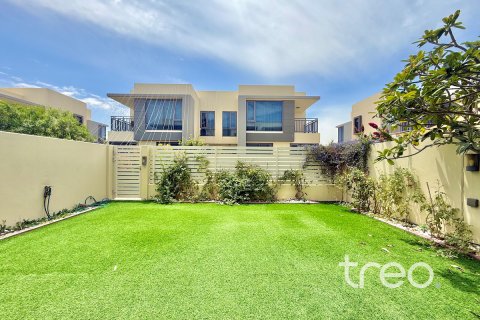 Casa urbana para arrendamento em Dubai Hills Estate, Dubai, EAU 3 quartos, 209.12 m2 № 733646 - foto 4
