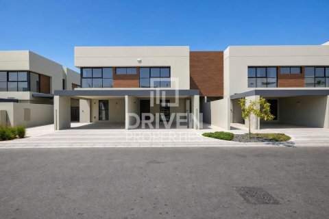 Shtëpi në qytet në Dubai Land, Emiratet e Bashkuara Arabe 3 dhoma gjumi, 232.72 m2. № 759637 - Foto 18