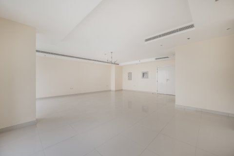 Apartment sa Jumeirah Lake Towers, Dubai, UAE 4 silid-tulugan, 236.68 sq.m. № 749257 - larawan 3