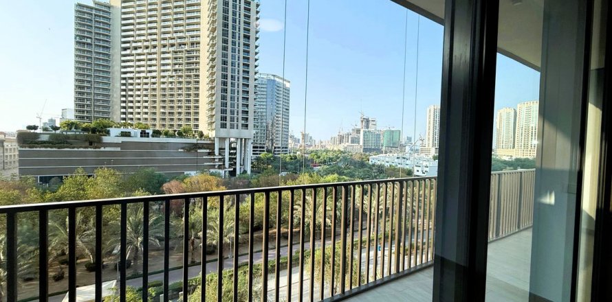 Byt v Dubai, SAE 3 ložnice, 120.6 m² Č.: 760301