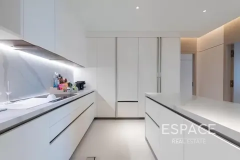 Lakás itt: Jumeirah Beach Residence, Dubai, EAE, 3 hálószoba, 223 m², azonosító: 649624 - fénykép 7