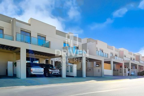 Al Furjan, Dubai, BAE’de kiralık sıra ev 3 yatak odası, 231.98 m&sup2; No 757106 - fotoğraf 2