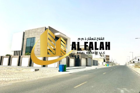阿联酋 Sharjah Tilal City 待售 : 236 平方米 , 编号647463 - 照片 9