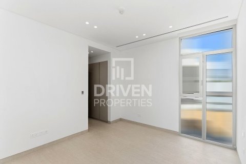 Villa in Jumeirah Park, Dubai, UAE 5 bedrooms, 689.43 sq.m. № 745796 - photo 8