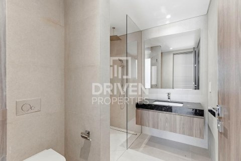 Villa in Jumeirah Park, Dubai, UAE 5 bedrooms, 689.43 sq.m. № 745796 - photo 17