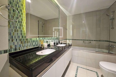 Huoneisto Dubai Marina, Dubai, Arabiemiraatit 1 makuuhuone, 82.13 m2 № 745795 - kuva 8