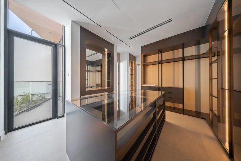 Vila v Al Barari, Dubai, SAE 7 ložnice, 2526.96 m² Č.: 761281 - fotografie 14