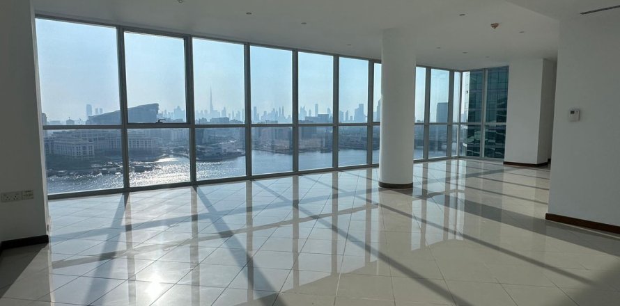 Dzīvoklis Dubaijā, AAE 4 istabas, 384.2 m2 Nr. 660233