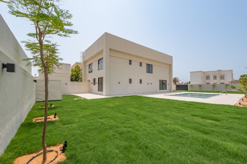 Villa in Al Barsha, Dubai, UAE 5 bedrooms, 1463.22 sq.m. № 764173 - photo 22