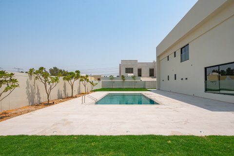 Villa in Al Barsha, Dubai, UAE 5 bedrooms, 1463.22 sq.m. № 764173 - photo 2