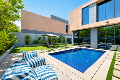 Müüa villa asukohaga Tilal City, Sharjah, AÜE: 4 magamistoaga, 385.08 m² Nr 748288 - pilt 3