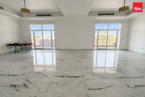 Villa à louer à Dubai, EAU 9 chambres, 1712.3 m2 № 752177 - photo 2