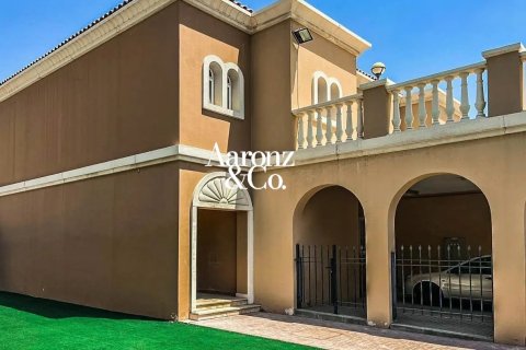 Villa Jumeirah Village Circle, Dubaijā, AAE 3 istabas, 317 m2 Nr. 723194