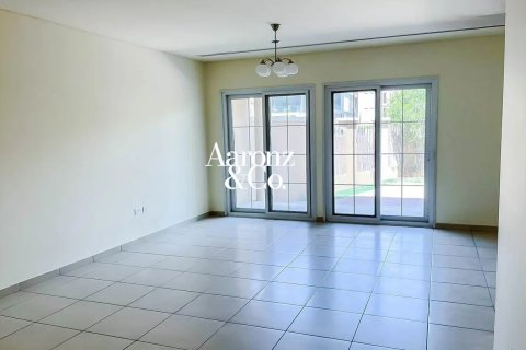 Villa en alquiler en Jumeirah Village Circle, Dubai, EAU 3 dormitorios, 317 m2 № 723194 - foto 6