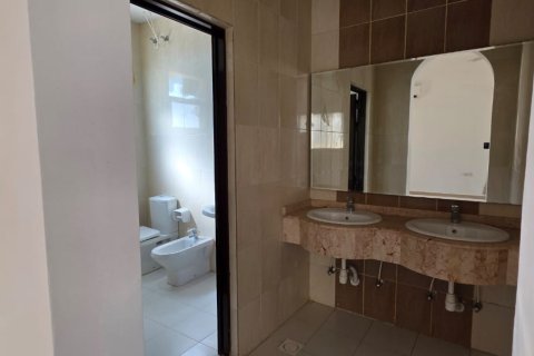 Ras Al Khaimah, BAE’de satılık villa 4 yatak odası, 929 m&sup2; No 735058 - fotoğraf 4