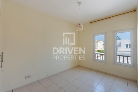 Radhus uthyres i The Springs, Dubai, UAE 3 sovrum, 212.47 kvm Nr. 745517 - fotografi 14