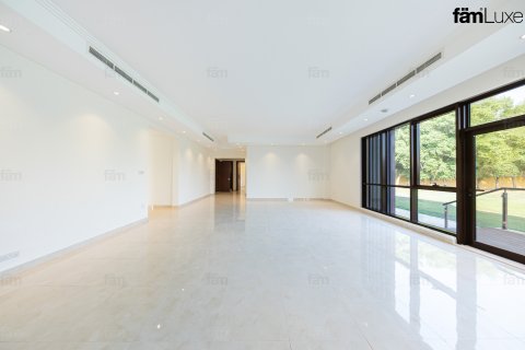 Villa para arrendamento em Al Barsha, Dubai, EAU 5 quartos, 3716.1 m2 № 763507 - foto 7