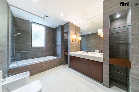 Villa para arrendamento em Al Barsha, Dubai, EAU 5 quartos, 3716.1 m2 № 763507 - foto 20