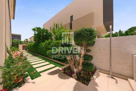 Villa til salgs i Dubai Hills Estate, Dubai, Emiratene 4 soverom, 698.35 kvm Nr. 767801 - Foto 3