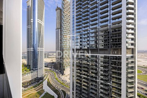 Apartment in Business Bay, Dubai, UAE 1 bedroom, 60.2 sq.m. № 746303 - photo 11