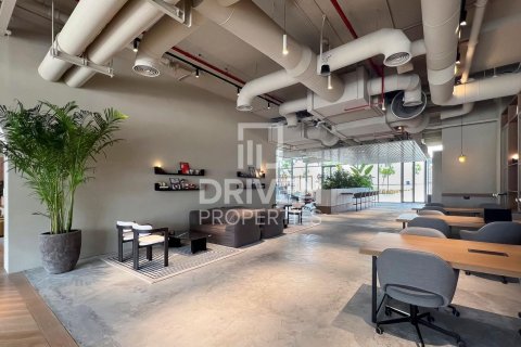 Apartment in Business Bay, Dubai, UAE 1 bedroom, 60.2 sq.m. № 746303 - photo 16