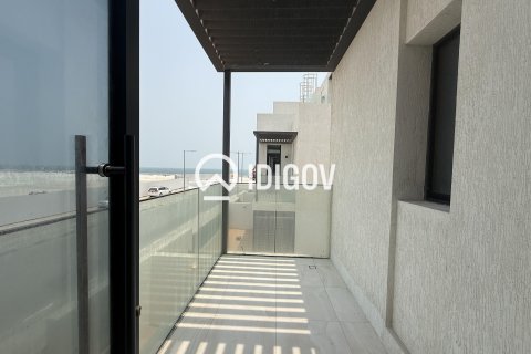 Townhouse in Al Marjan Island, Ras Al Khaimah, UAE 2 bedrooms, 234.02 sq.m. № 735424 - photo 13