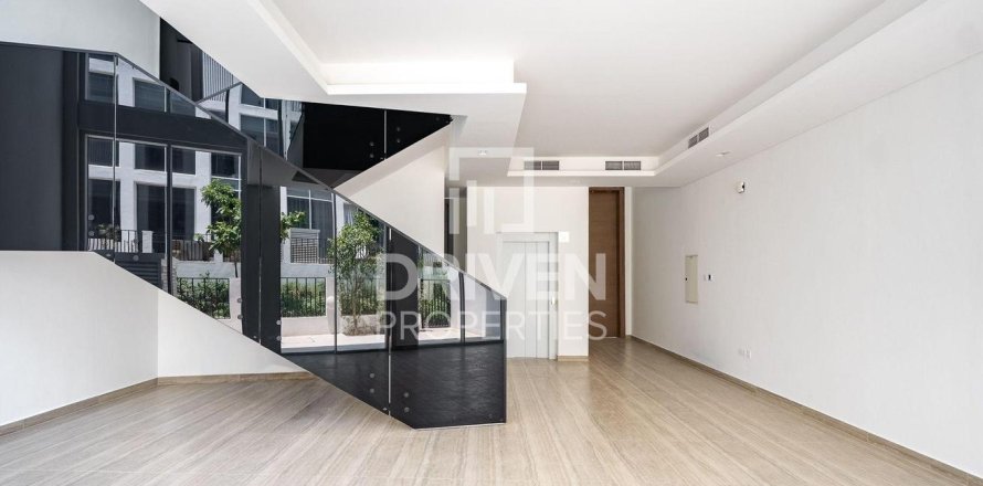 Villetta a schiera a Al Barari, Dubai, EAU 4 camere da letto, 180.23 mq. № 746288