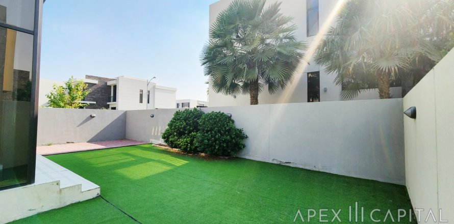 Villa i DAMAC Hills (Akoya by DAMAC), Dubai, UAE 5 soveværelser, 420.8 kvm № 237495