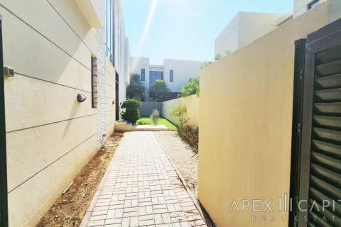 Villa til salg i DAMAC Hills (Akoya by DAMAC), Dubai, UAE 5 soveværelser, 420.8 kvm № 237495 - foto 3