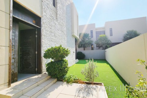 Villa til salg i DAMAC Hills (Akoya by DAMAC), Dubai, UAE 5 soveværelser, 420.8 kvm № 237495 - foto 2