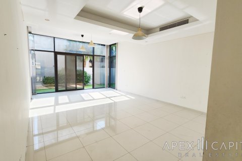 Villa til salg i DAMAC Hills (Akoya by DAMAC), Dubai, UAE 5 soveværelser, 420.8 kvm № 237495 - foto 8