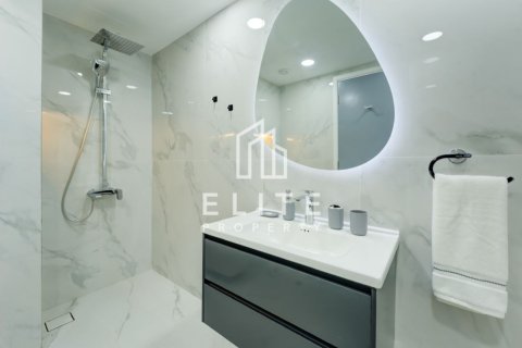 Apartman u gradu Downtown Dubai (Downtown Burj Dubai), UAE 1 spavaća soba, 105 m2 Br. 736525 - Slika 6