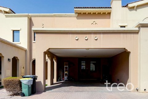 Villa te huur in Reem, Dubai, VAE 3 slaapkamers, 200.3 vr.m., nr 761435 - foto 14