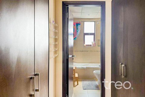 Villa te huur in Reem, Dubai, VAE 3 slaapkamers, 200.3 vr.m., nr 761435 - foto 9