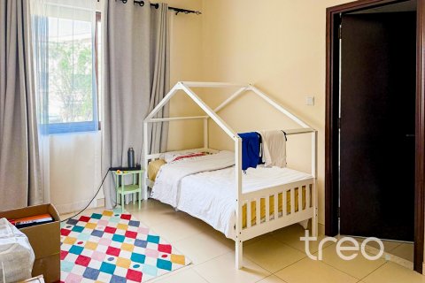 Villa te huur in Reem, Dubai, VAE 3 slaapkamers, 200.3 vr.m., nr 761435 - foto 11