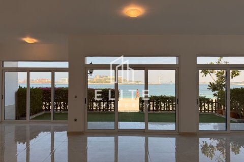 Villa in affitto a Palm Jumeirah, Dubai, EAU 5 camere da letto, 264 mq. № 736469 - foto 5