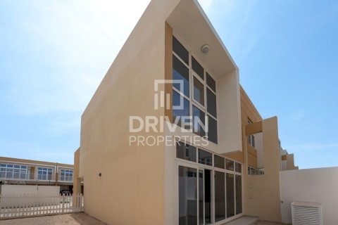 Σπίτι σε Dubai, ΗΑΕ 3 υπνοδωμάτια, 162.39 τ.μ. Αρ. 762127 - φωτογραφία 16