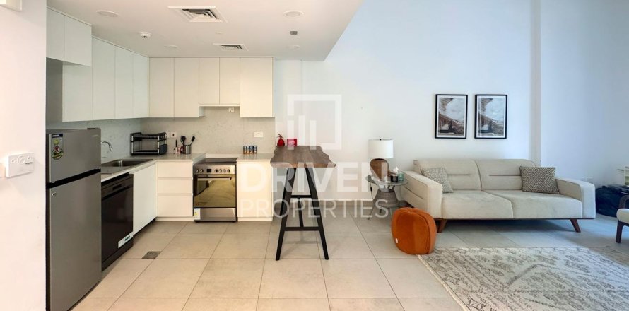 Lakás itt: Umm Suqeim, Dubai, EAE, 1 hálószoba, 90.95 m², azonosító: 762123