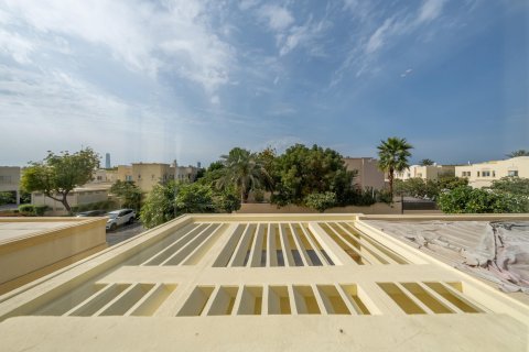 Kaupunkipientalo Dubai, Arabiemiraatit 3 makuuhuonetta, 157 m2 № 754317 - kuva 15
