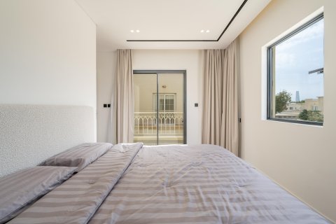 Kaupunkipientalo Dubai, Arabiemiraatit 3 makuuhuonetta, 157 m2 № 754317 - kuva 24