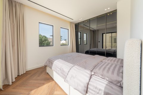Kaupunkipientalo Dubai, Arabiemiraatit 3 makuuhuonetta, 157 m2 № 754317 - kuva 20