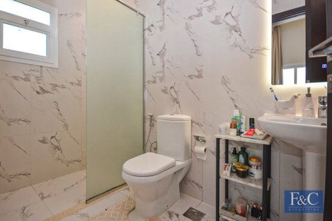 Villa til leie i Al Quoz, Dubai, Emiratene 4 soverom, 334 kvm Nr. 704734 - Foto 9