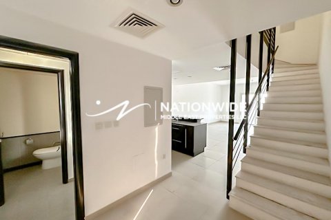 Huvila Abu Dhabi, Arabiemiraatit 3 makuuhuonetta, 174 m2 № 629918 - kuva 3