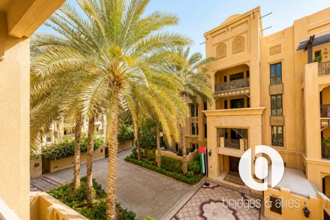 Apartamento en alquiler en Old Town, Dubai, EAU 3 dormitorios, 176 m2 № 758107 - foto 24